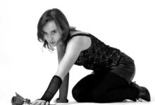 Foto en estudio en blanco y negro